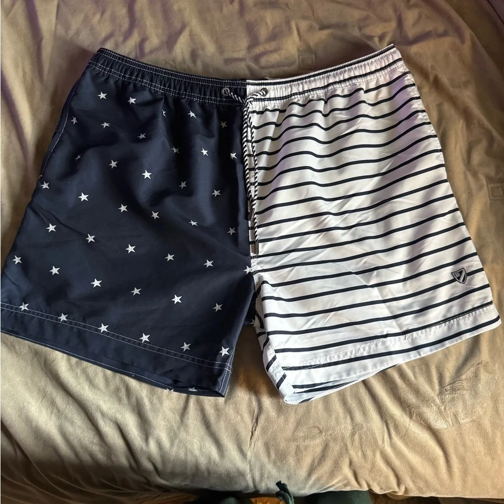 Cremieux Nautical Star and Stripe Men's Swim Shorts - Navy and White